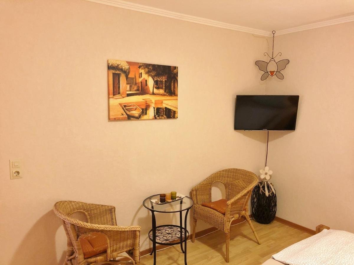 Gaestehaus Doll Herresbach ภายนอก รูปภาพ