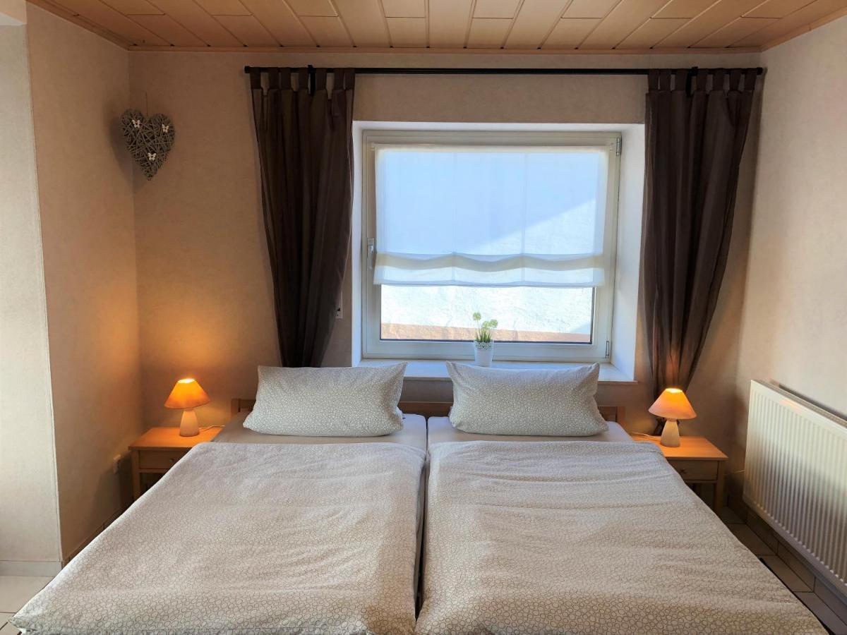 Gaestehaus Doll Herresbach ภายนอก รูปภาพ